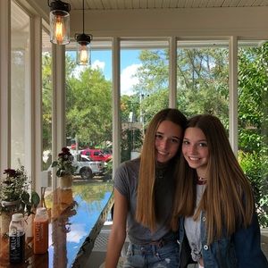 Meet your Posher, Ally